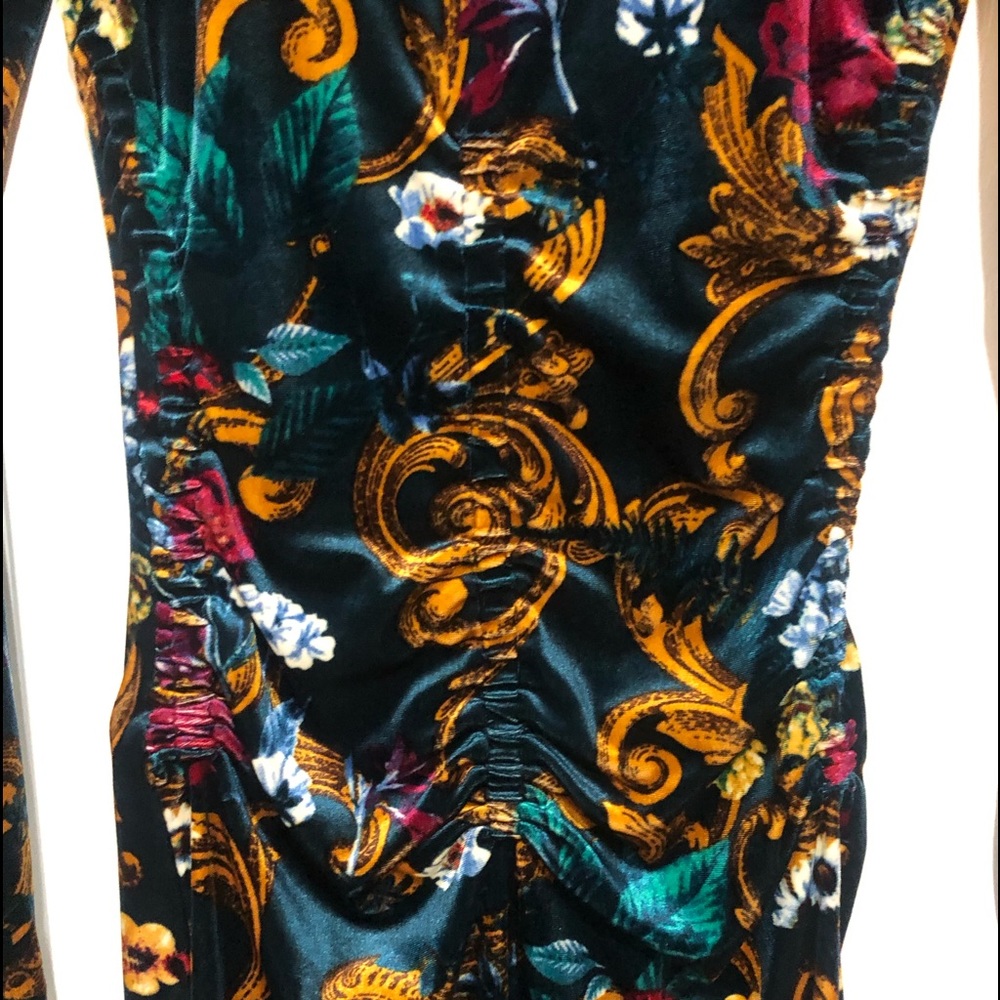 Dress - Picture 3 of 6